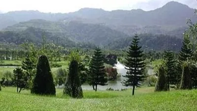 山溪地高爾夫球場