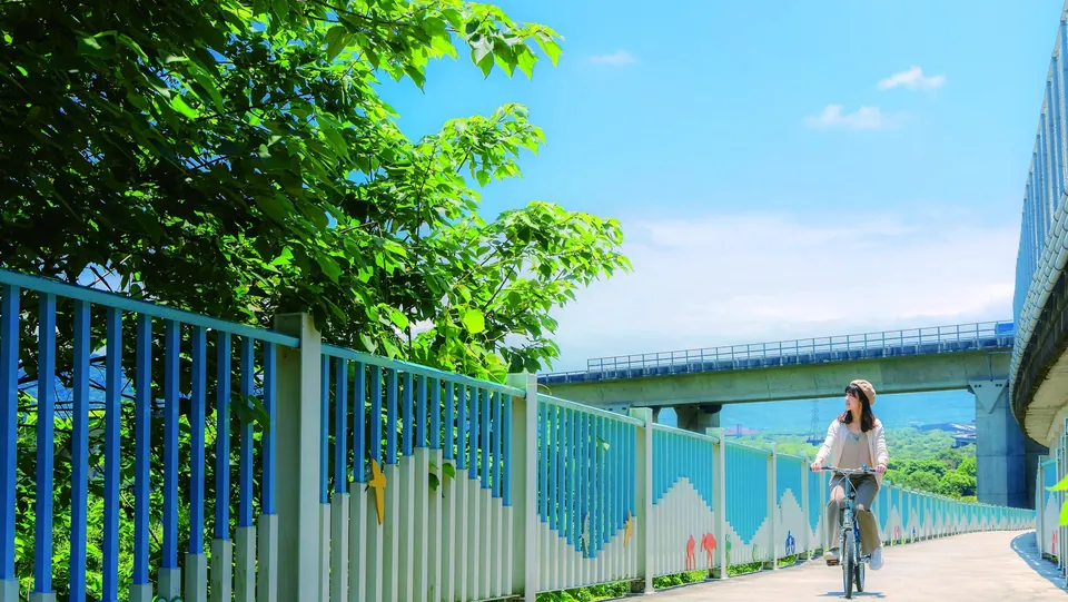 頭前溪南岸經典自行車道
