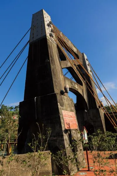 月眉吊橋