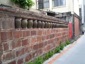 北港「甕牆」