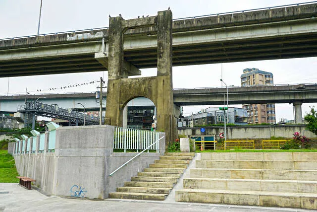 五分吊橋遺址