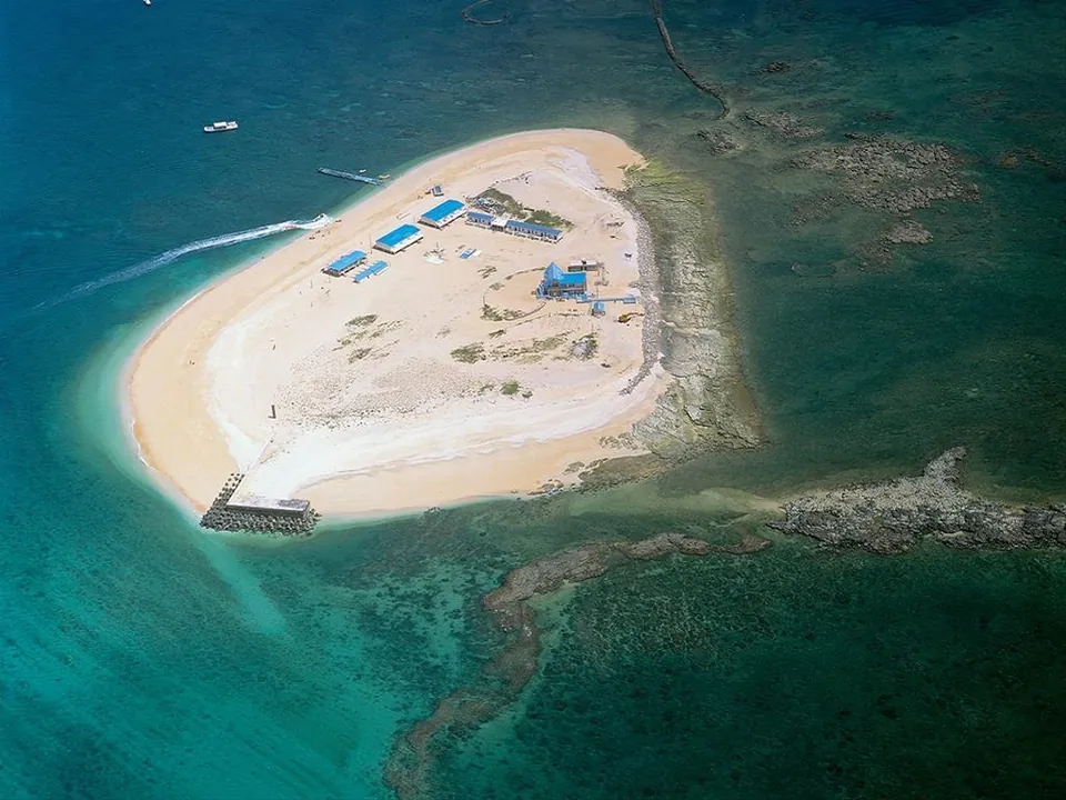 險礁嶼