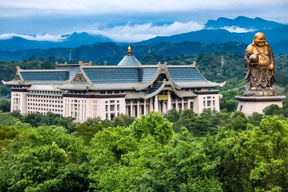 峨眉湖